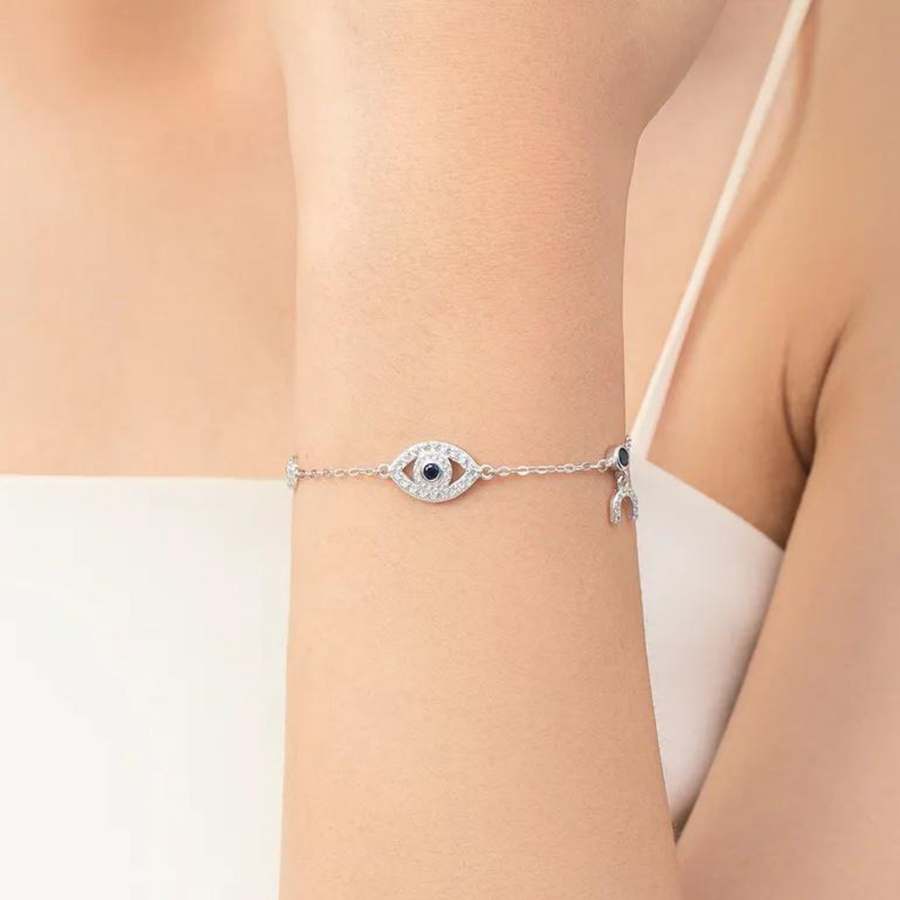 Pulsera de ojo y herradura