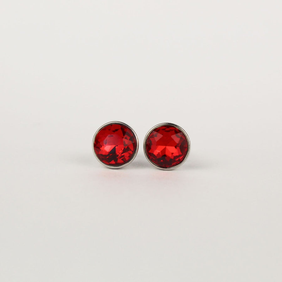 Aretes básicos rojos