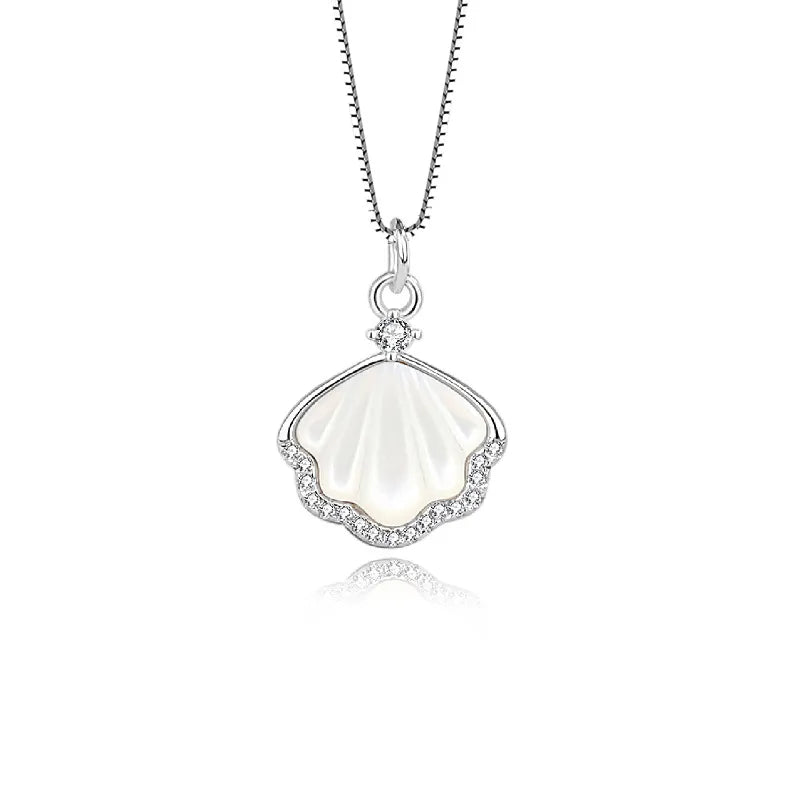 Collar concha platino