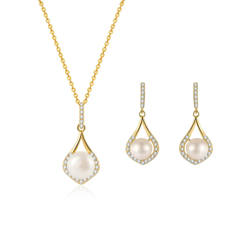 Set de aretes y collar de perla de agua dulce plata dorada