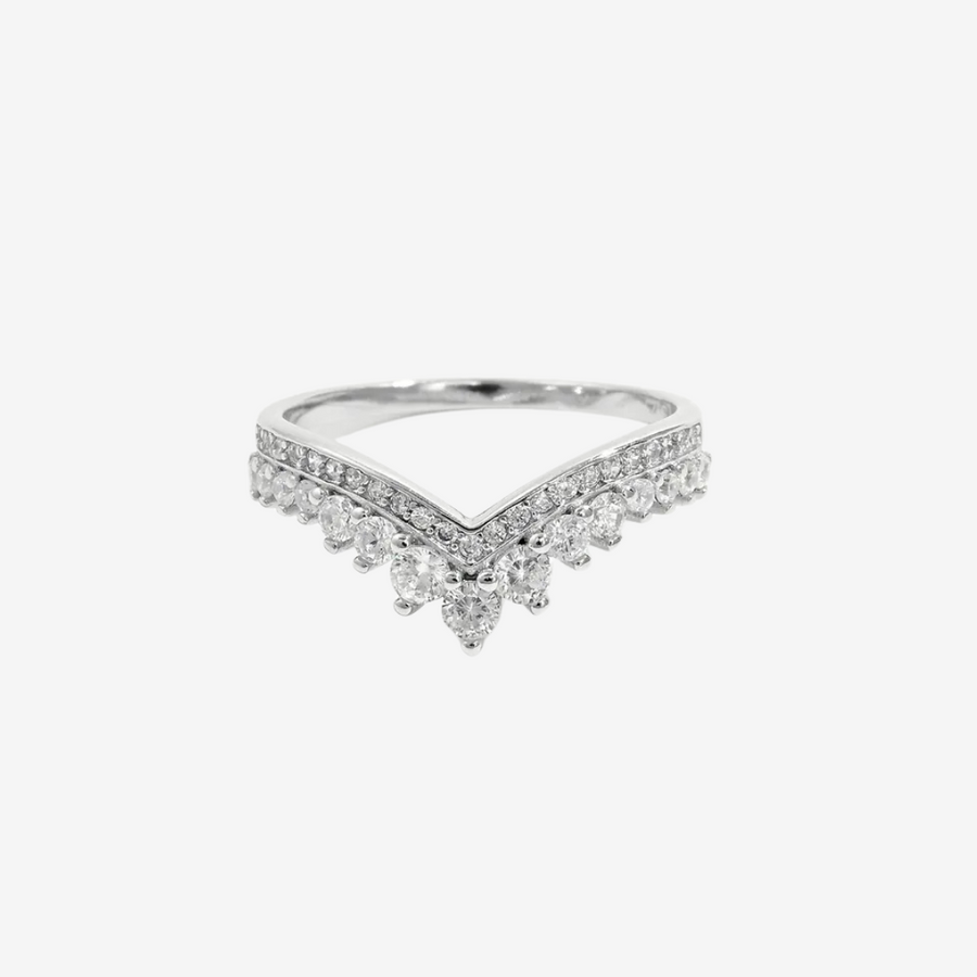 Anillo con forma V